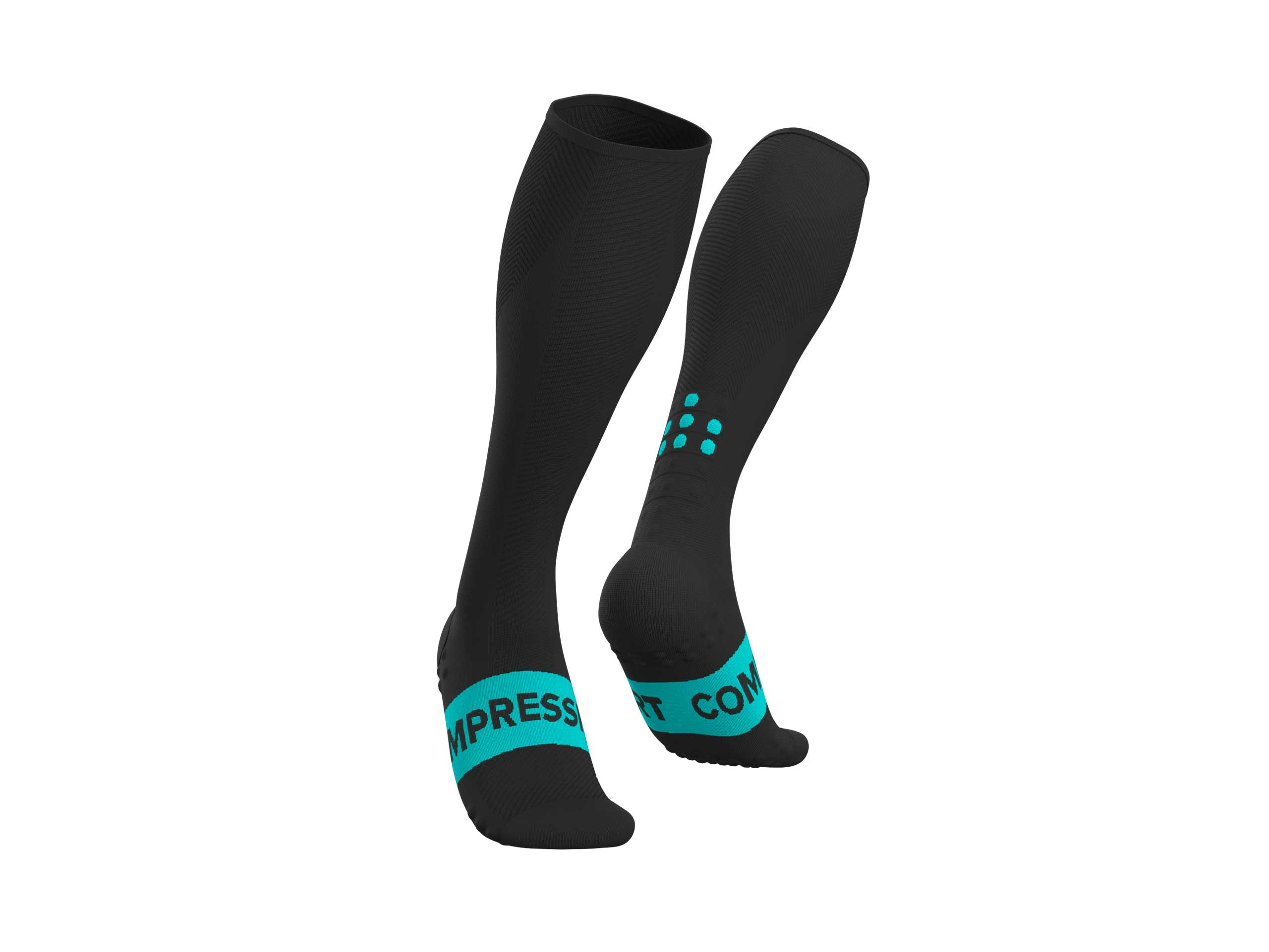 la chaussette full socks compressport est efficace. Un confort accru en fin de partie ou sur plusieurs matches. Différentes parties étudiées. Plutôt dédiées à la récupération mais si on ne ressent pas de gène d'avoir le pied un peu serré elles peuvent servir pendant l'effort. Version oxygen sont de ce fait adapté au squash pour les températures plus hautes. en 44 je préfère la T4.