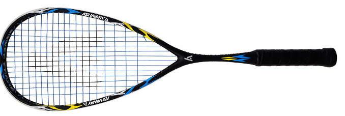 <strong>La raquette de squash ASHAWAY PowerKill ICE 125 META</strong> est polyvalente, assez légère pour être maniable et assez de poids pour envoyer la balle au fond facilement. Son cadre assez épais donne rigidité et précision tout en étant confortable dans la frappe grâce en partie au cordage Ashaway Ultra Nick 18 qui l'accompagne. Il est rugueux ce qui permet de bien accrocher la balle.
