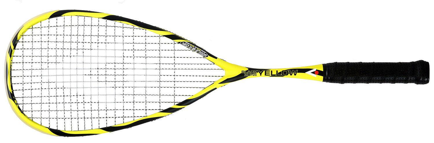 Raquette black Zone Yellow chez Karakal. Une raquette abordable en prix pour cette légèreté et cette réactivité avec juste ce qu'il faut de poids en tête pour permettre de bonnes claques de balle. Une gamme de raquette bien née avec des prix très compétitifs. En 120 gr nous trouvons que c'est le bon compromis. Si vous avez aimé les RAW vous aimerez les Black zone. la différence aspect mat sans vernis qui les rend moins équilibrées en tête et encore plus légères. Nous apprécions ce dernier design.
